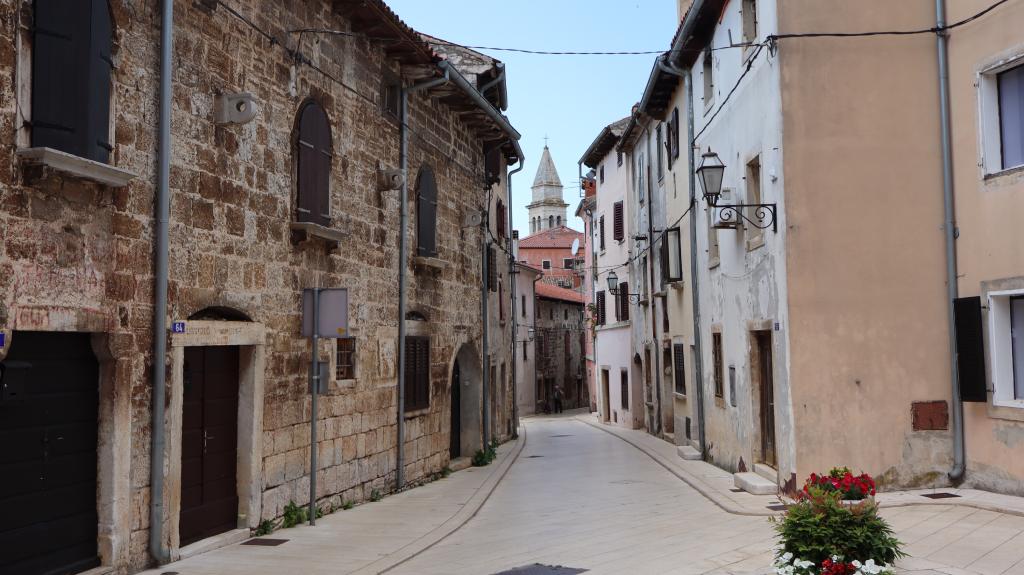 Vodnjan, ancient. Photo credit Zdravko R.